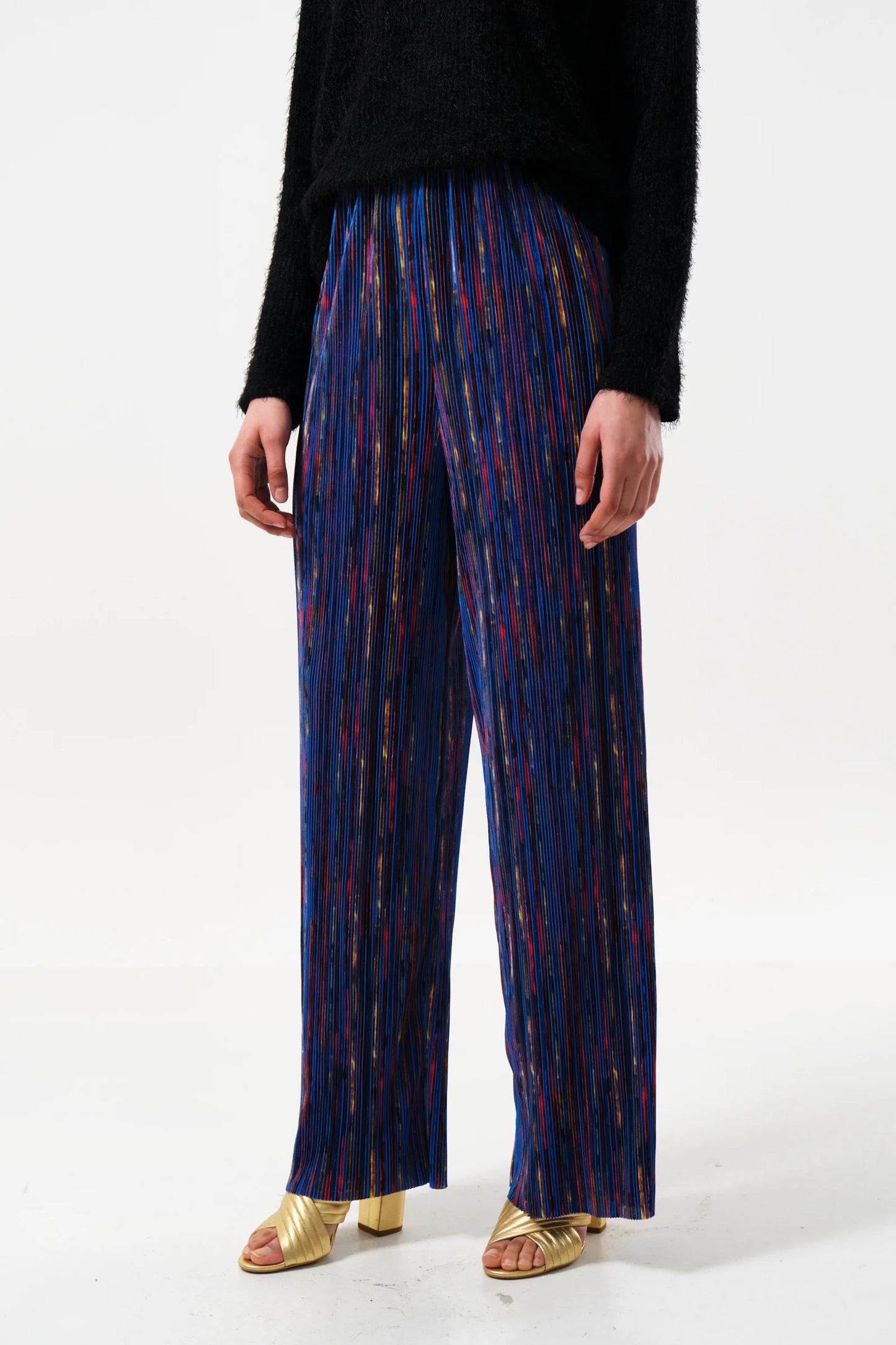 Clothide Abstract Print Pleat Trousers