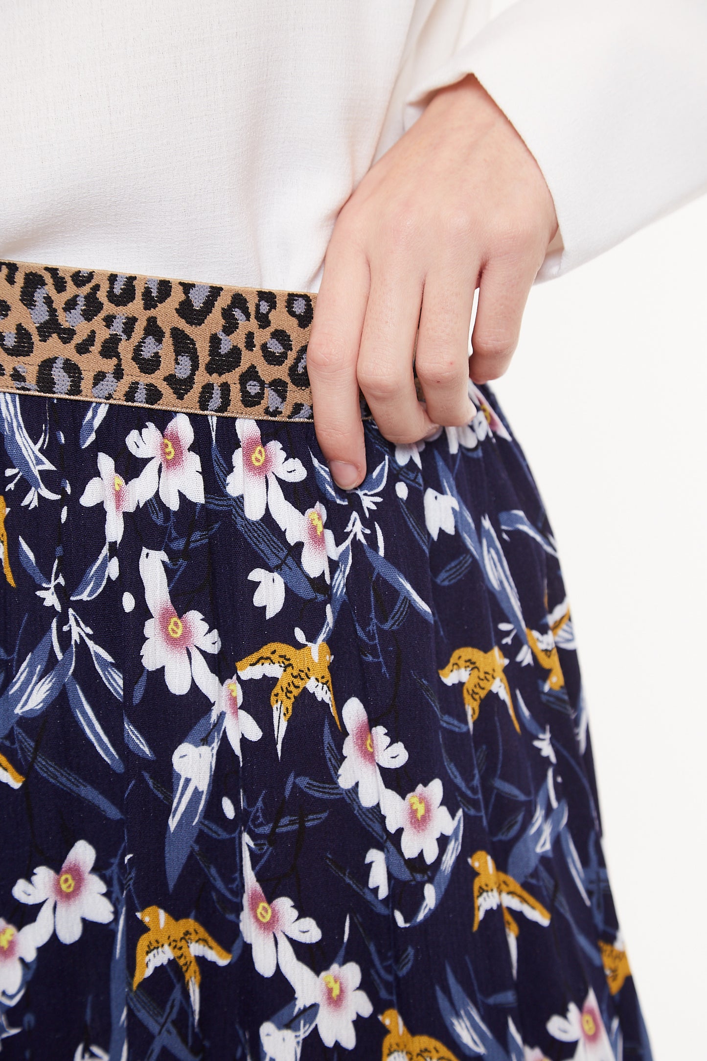 Hanan Swallow Print Elastic Waist Midi Skirt