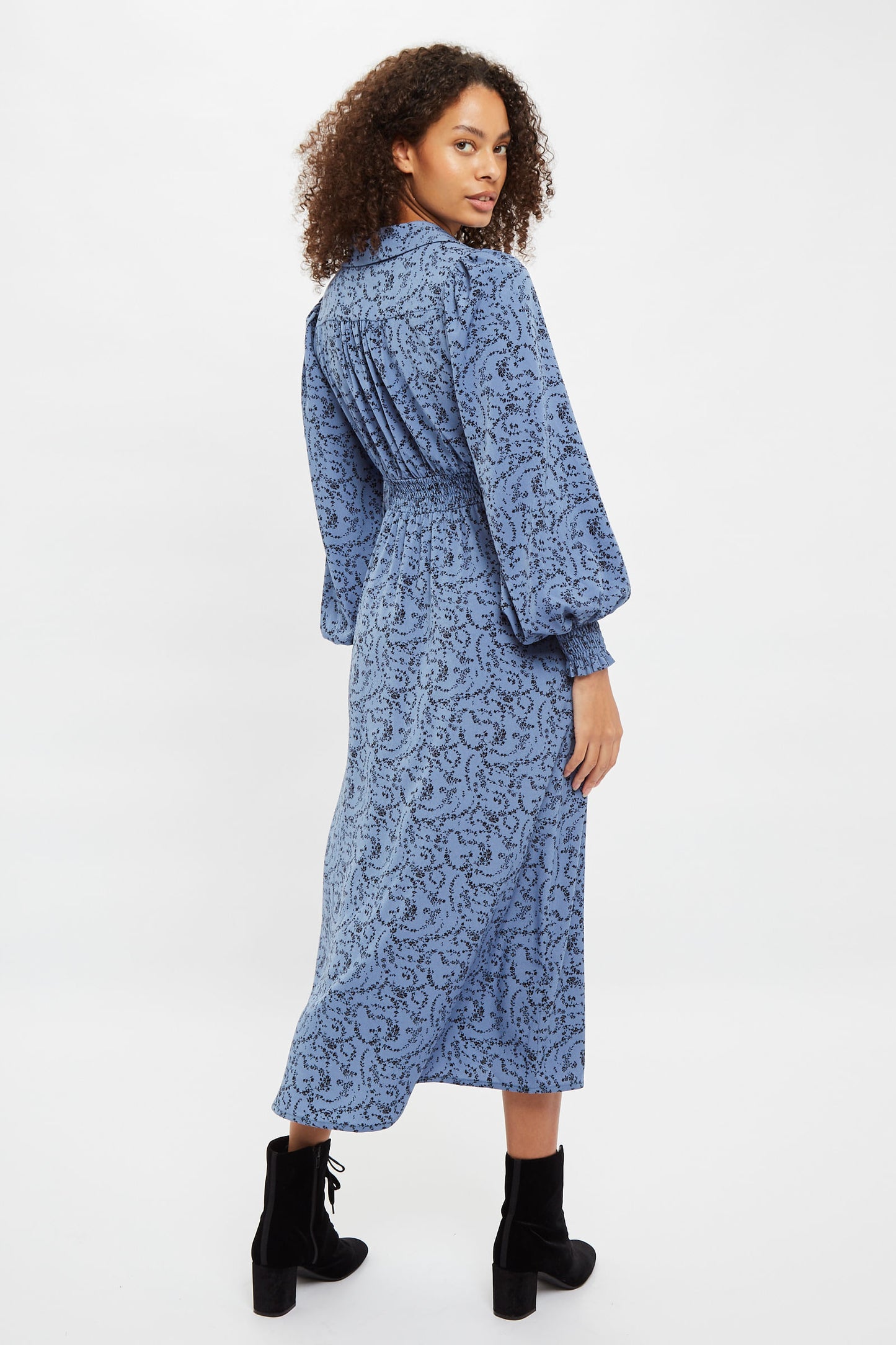 Jussi Spring Floral Print Long Sleeve Midi Dress