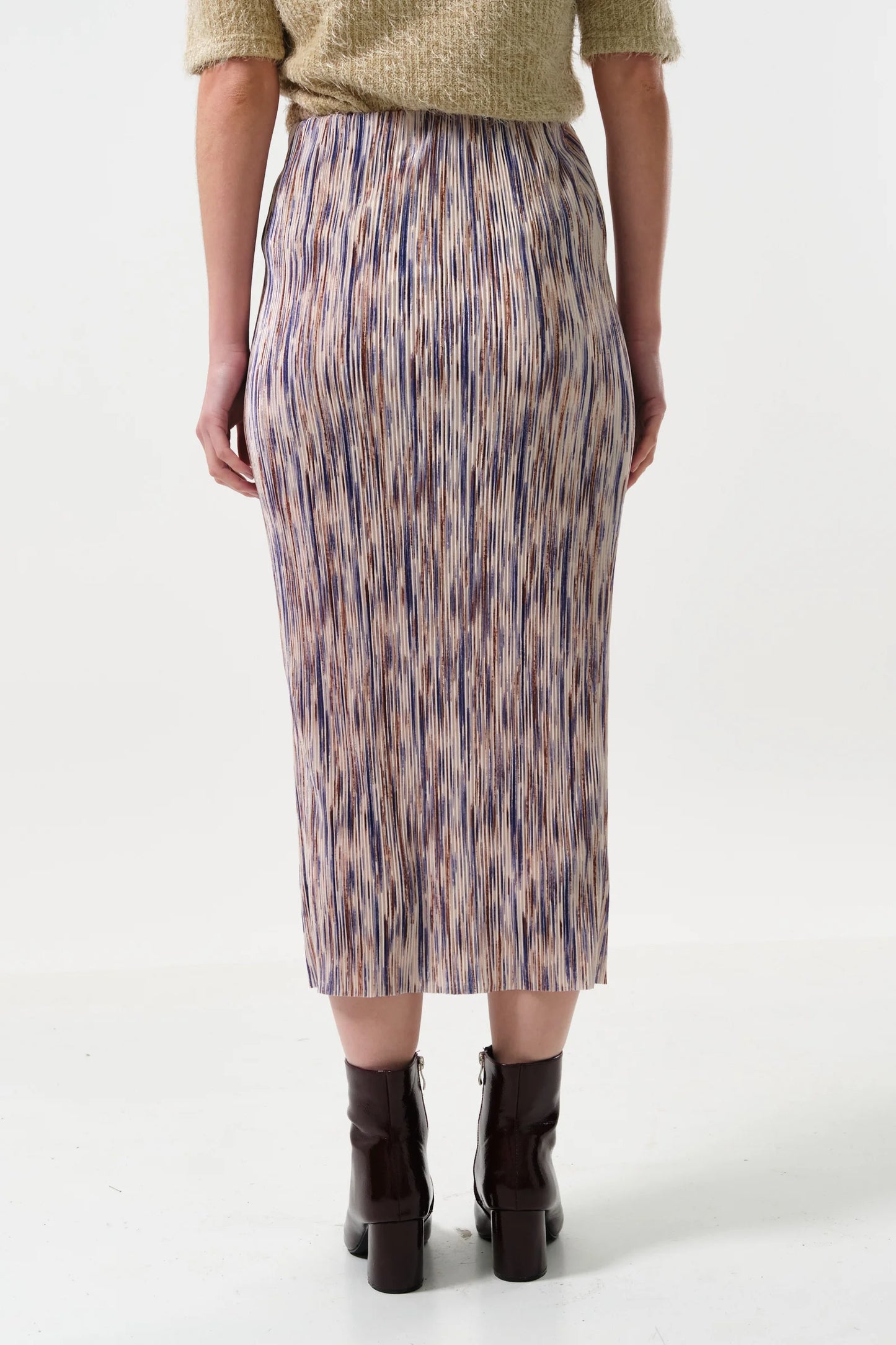 Maylis Line Print Pleat Midi Skirt