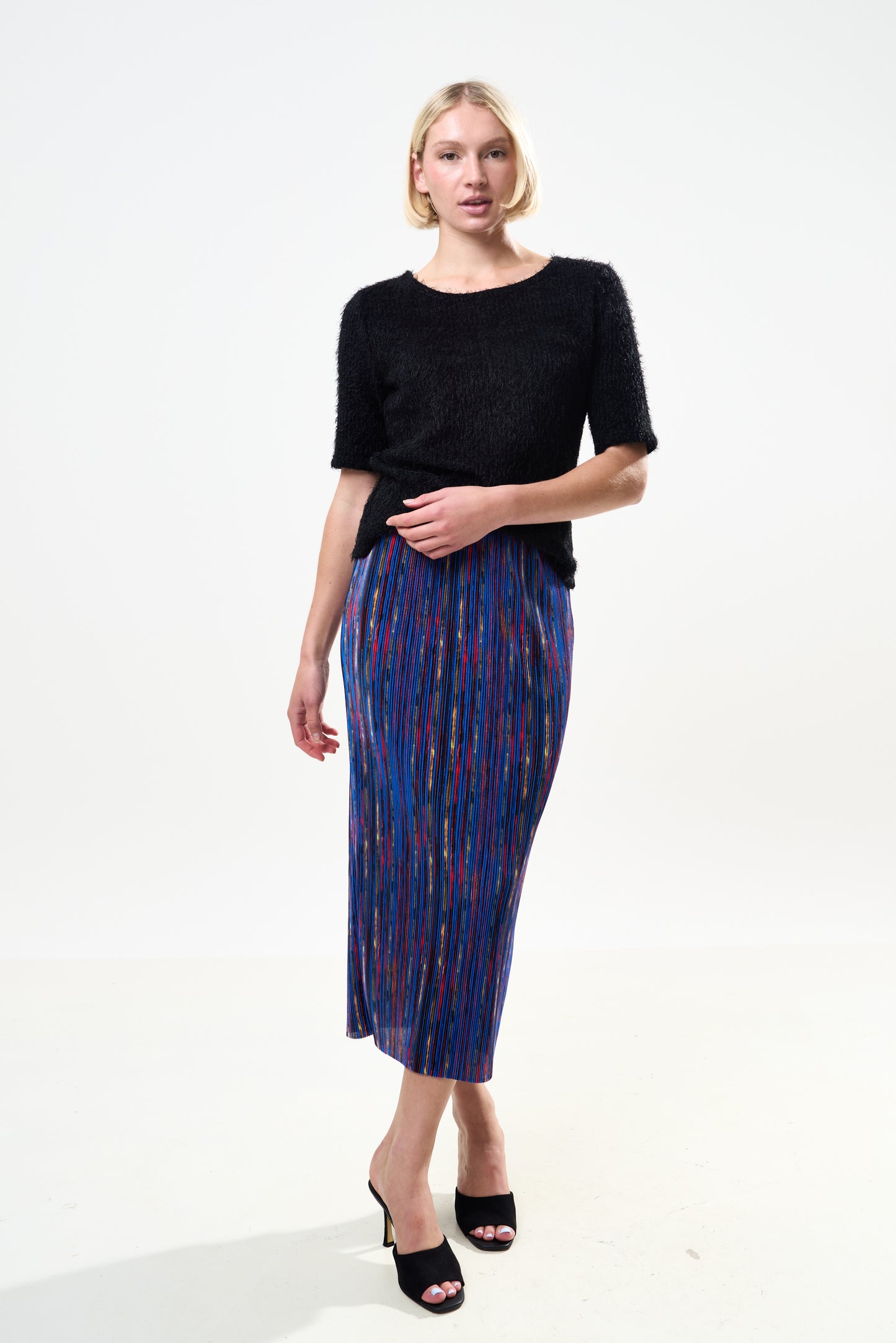 Maylis Abstract Print Pleat Midi Skirt