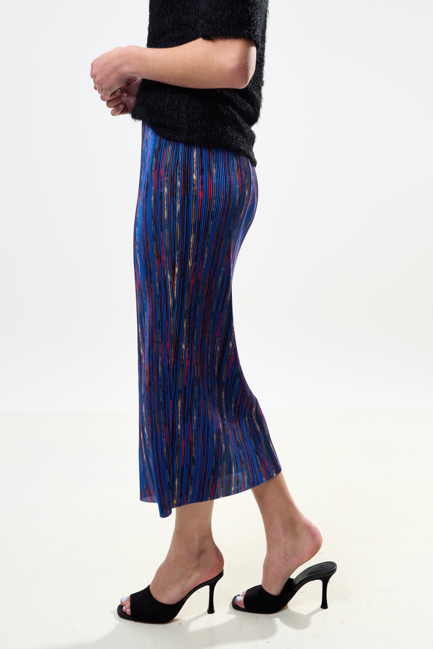 Maylis Abstract Print Pleat Midi Skirt