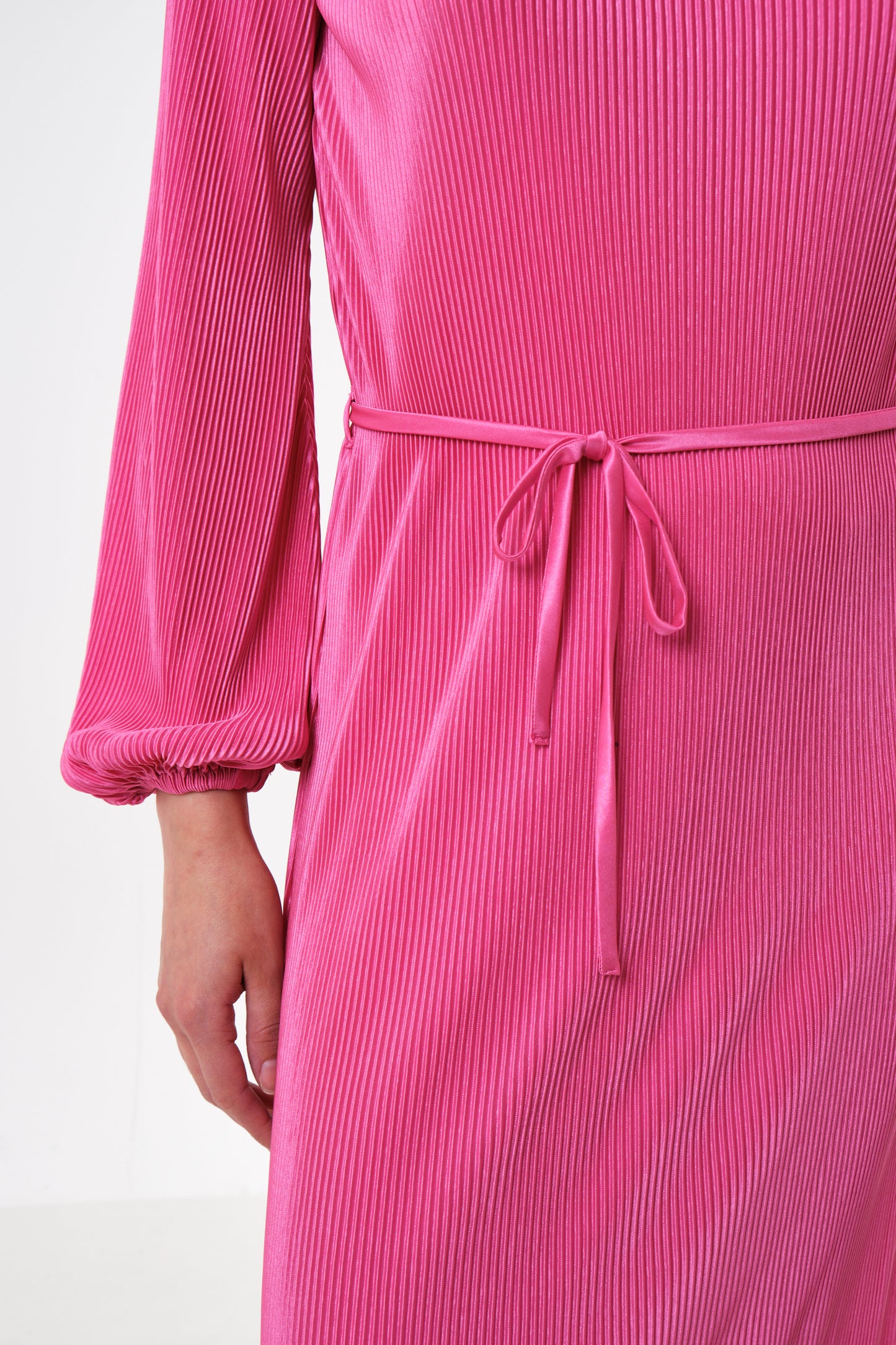 Milene Pleat Long Sleeve Midi Dress - Pink