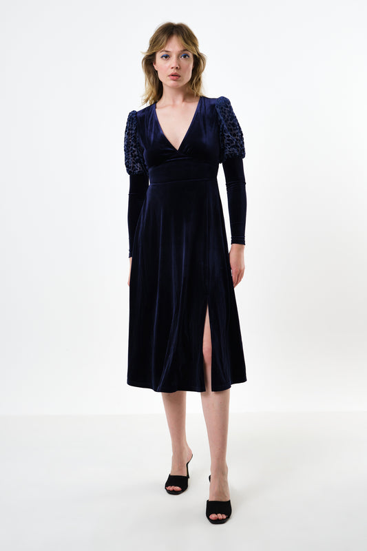 Moa Velvet V-Neck Midi Dress - Navy