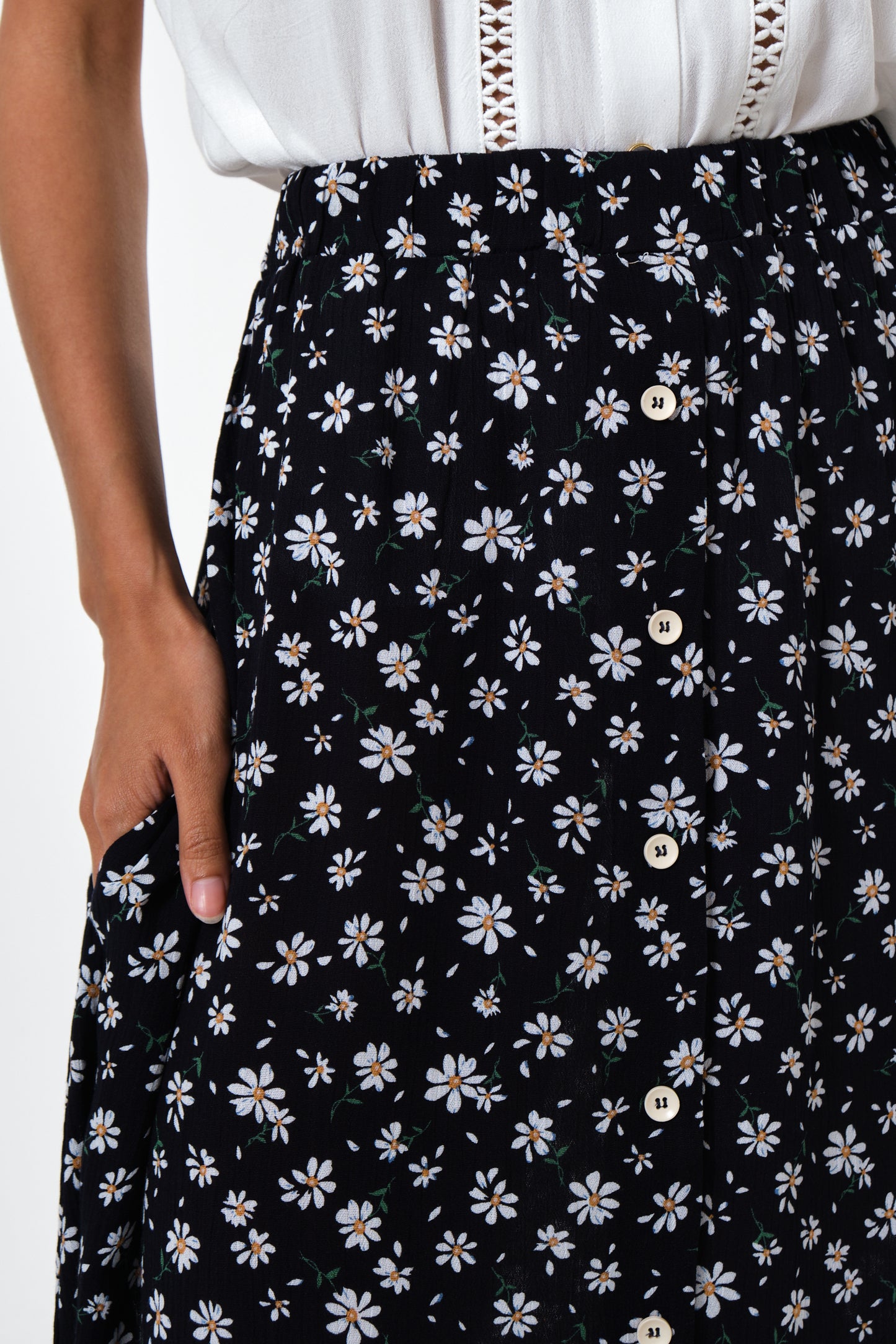 Nese Daisy Drop Print Midi Skirt